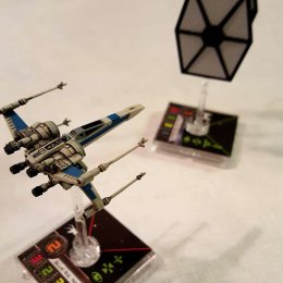 Star Wars X-Wing: The Force Awakens Core Set