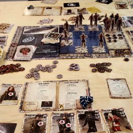 Dead of Winter: A Crossroads Game