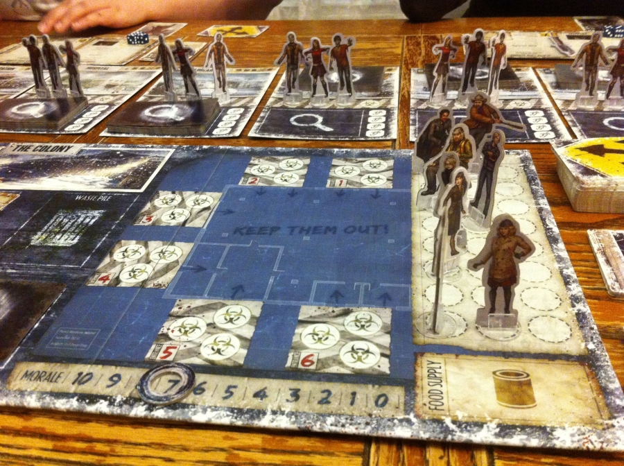 Dead of Winter: A Crossroads Game